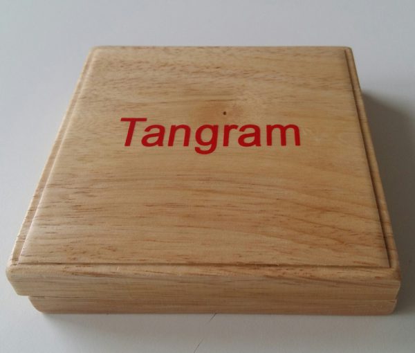 Tangram i trä